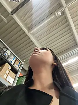 Alyshanon18 online show from 04/08/26, 10:55