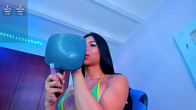 divinesalome online show from 09/25/25, 07:42