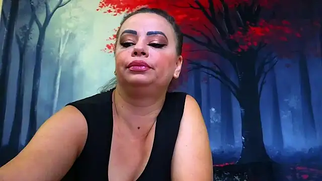 ElizabethEven online show from 10/03/25, 08:21