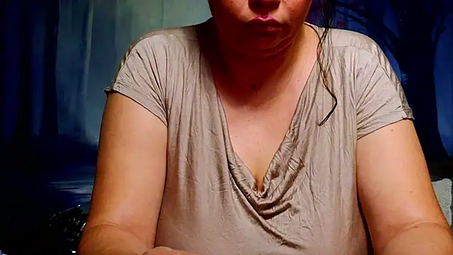 ElizabethEven online show from 02/17/26, 08:39