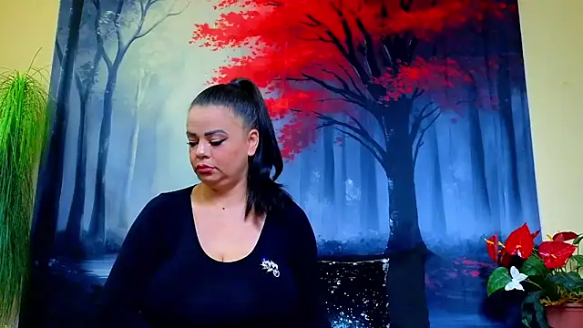 ElizabethEven online show from 10/14/25, 09:04