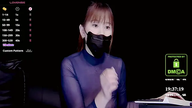 melia Z online show from 12/14/25, 11:38