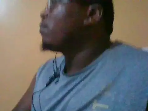 Snapshot of honeyswit chatting on 10/12/25, 07:26 honeyswit online show from 10/12/25, 07:26