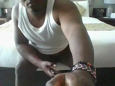 Snapshot of honeyswit chatting on 10/15/25, 02:58 honeyswit online show from 10/15/25, 02:58