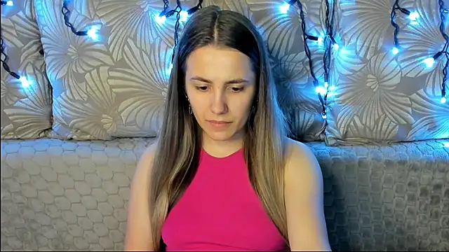 MaggieCake online show from 06/26/26, 01:33