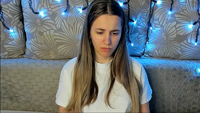 MaggieCake online show from 06/19/26, 03:12