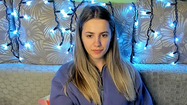 MaggieCake online show from 02/11/26, 03:06