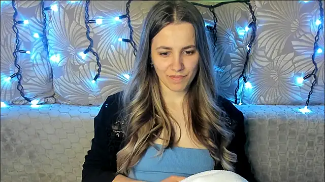 MaggieCake online show from 04/28/26, 02:49