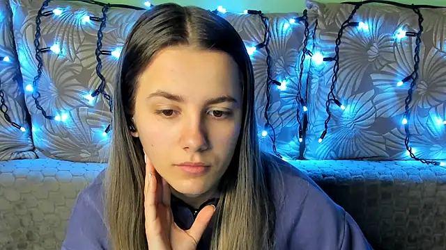 MaggieCake online show from 02/08/26, 03:37