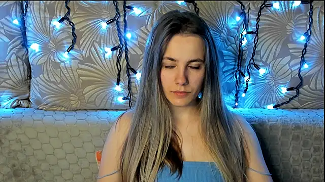 Snapshot of MaggieCake chatting on 03/22/26, 01:09 MaggieCake online show from 03/22/26, 01:09