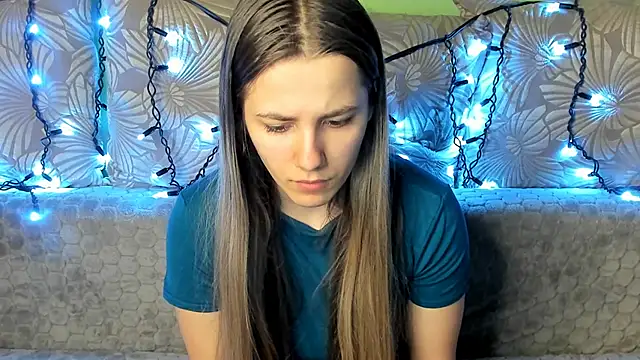 Snapshot of MaggieCake chatting on 02/17/25, 03:15 MaggieCake online show from 02/17/25, 03:15