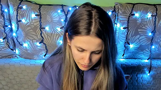 MaggieCake online show from 02/10/26, 01:04