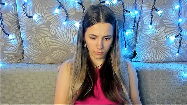 MaggieCake online show from 06/01/26, 03:07