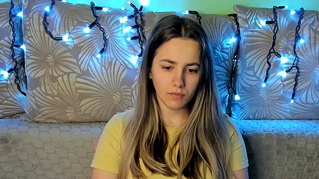 MaggieCake online show from 02/21/26, 04:03