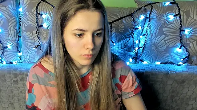 Snapshot of MaggieCake chatting on 02/22/25, 04:51 MaggieCake online show from 02/22/25, 04:51