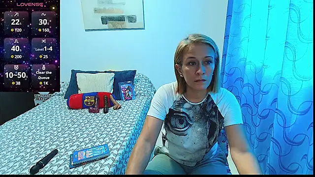 Snapshot of Naty_Stone chatting on 03/12/25, 07:25 Naty Stone online show from 03/12/25, 07:25