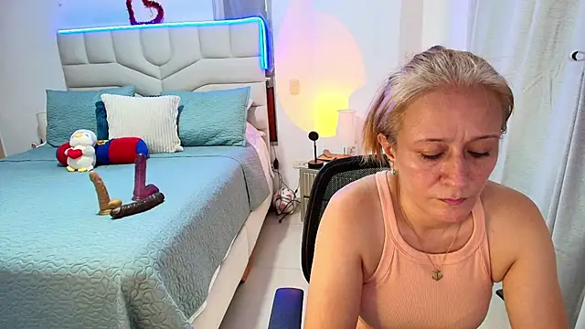 Naty Stone online show from 07/16/26, 10:18