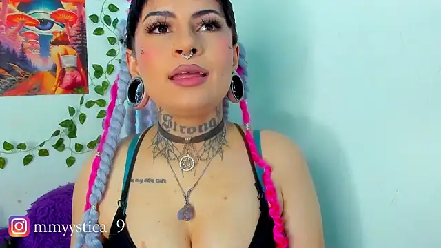 Rainnbow  online show from 03/01/26, 07:52