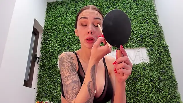 realhotfallingdevil online show from 04/01/26, 04:47