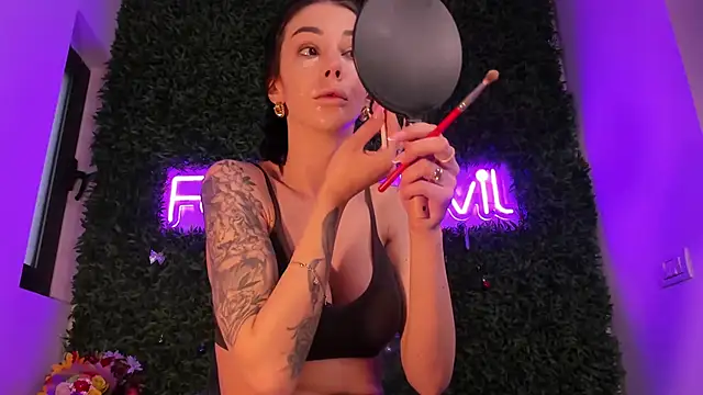 realhotfallingdevil online show from 03/19/26, 05:51