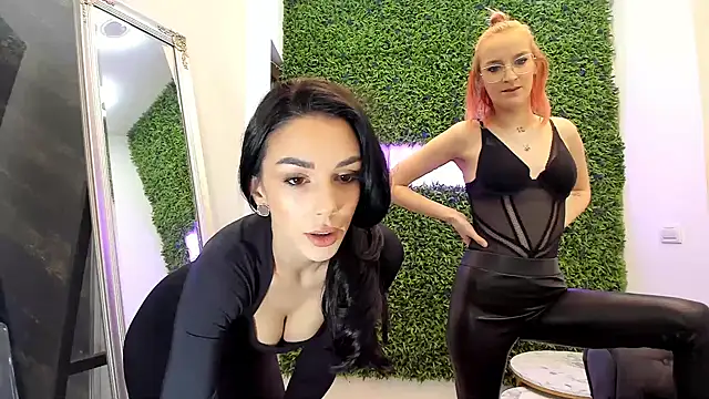 Snapshot of realhotfallingdevil chatting on 01/30/25, 05:30 realhotfallingdevil online show from 01/30/25, 05:30