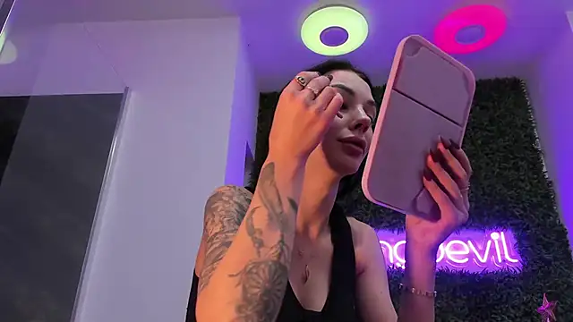 realhotfallingdevil online show from 12/02/25, 04:36