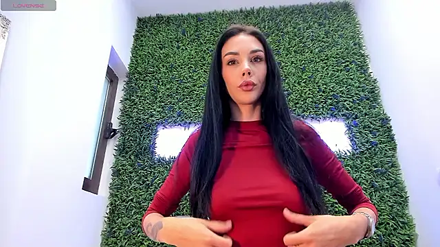 Snapshot of realhotfallingdevil chatting on 09/09/25, 10:57 realhotfallingdevil online show from 09/09/25, 10:57