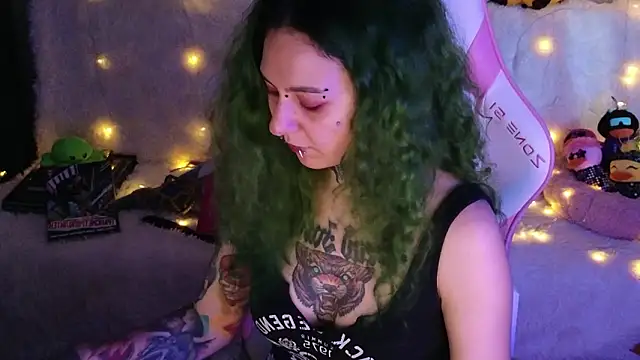 Ginger Stay online show from 03/28/26, 09:32