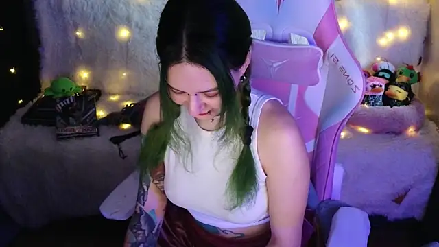 Ginger Stay online show from 04/07/26, 10:39