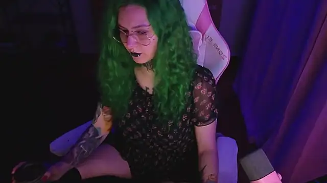 Ginger Stay online show from 05/27/26, 08:38