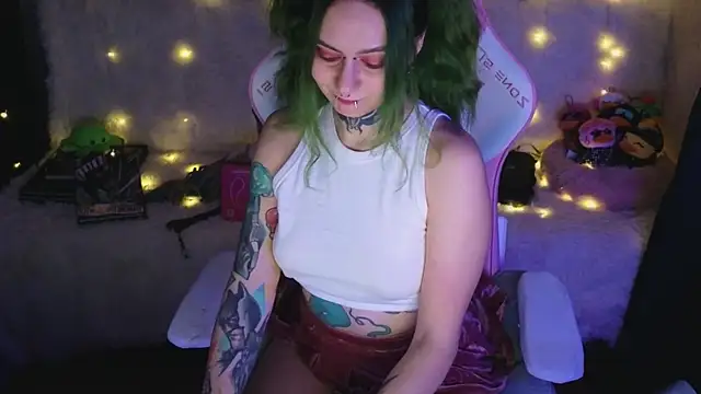 Ginger Stay online show from 04/07/26, 10:44