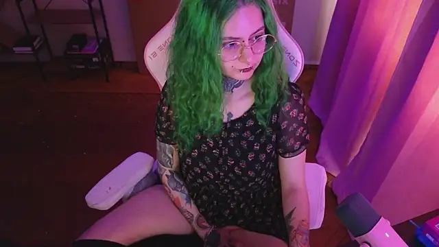 Ginger Stay online show from 05/27/26, 08:22