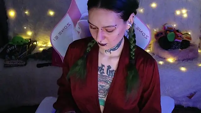 Ginger Stay online show from 04/15/26, 07:47