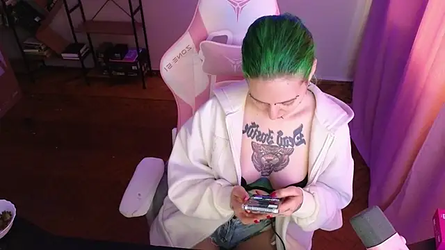 Ginger Stay online show from 06/01/26, 08:25