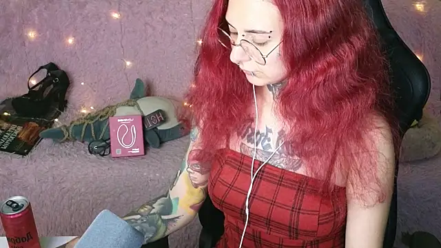 Ginger Stay online show from 09/10/25, 10:42