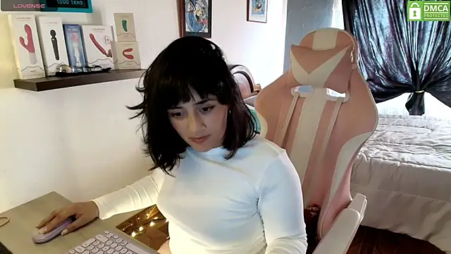 Snapshot of venus_666 chatting on 03/21/25, 08:29 venus 666 online show from 03/21/25, 08:29