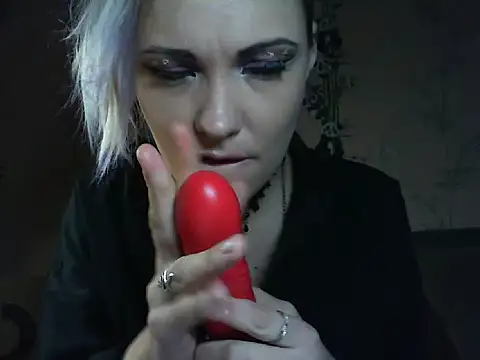 WildMissNiks online show from 04/19/26, 10:05