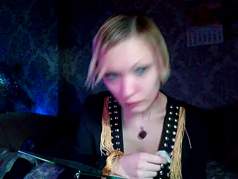 Snapshot of WildMissNiks chatting on 12/25/24, 11:00 WildMissNiks online show from 12/25/24, 11:00