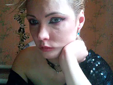 Snapshot of WildMissNiks chatting on 10/03/25, 08:16 WildMissNiks online show from 10/03/25, 08:16