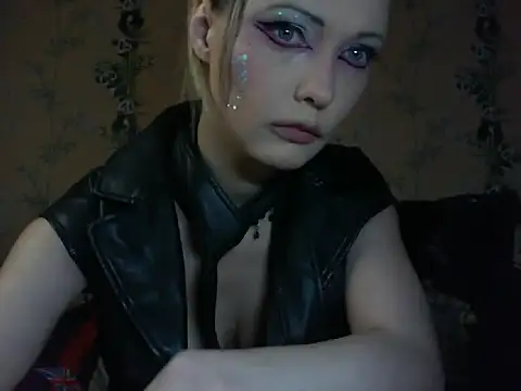 WildMissNiks online show from 03/11/26, 08:19