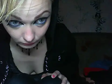 Snapshot of WildMissNiks chatting on 06/16/26, 06:57 WildMissNiks online show from 06/16/26, 06:57