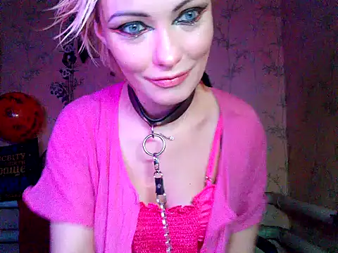 WildMissNiks online show from 11/01/25, 09:36