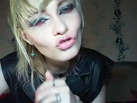 Snapshot of WildMissNiks chatting on 06/07/26, 09:25 WildMissNiks online show from 06/07/26, 09:25