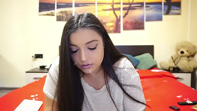 adelline online show from 12/15/25, 09:53