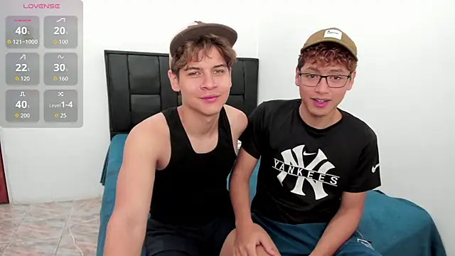 javieryalejandro online show from 11/14/25, 01:15