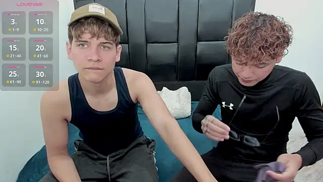 javieryalejandro online show from 10/27/25, 02:51