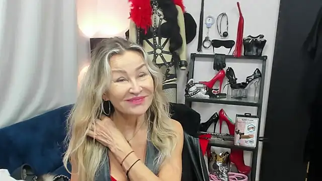 crystaLUX online show from 11/12/25, 05:22