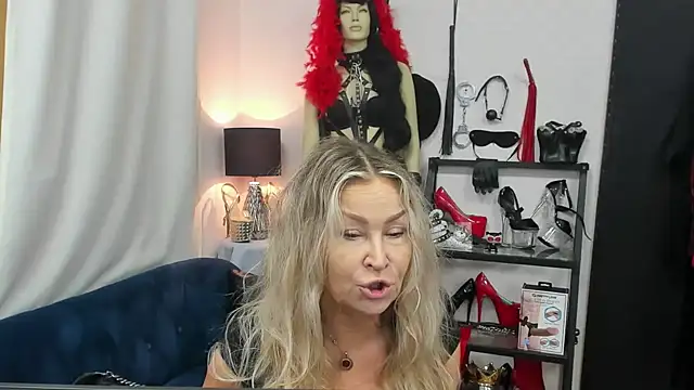 crystaLUX online show from 10/09/25, 04:24