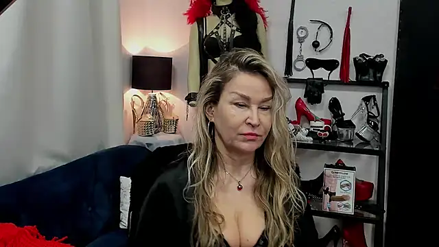 crystaLUX online show from 02/27/25, 06:02