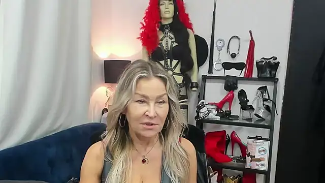 crystaLUX online show from 10/29/25, 05:06